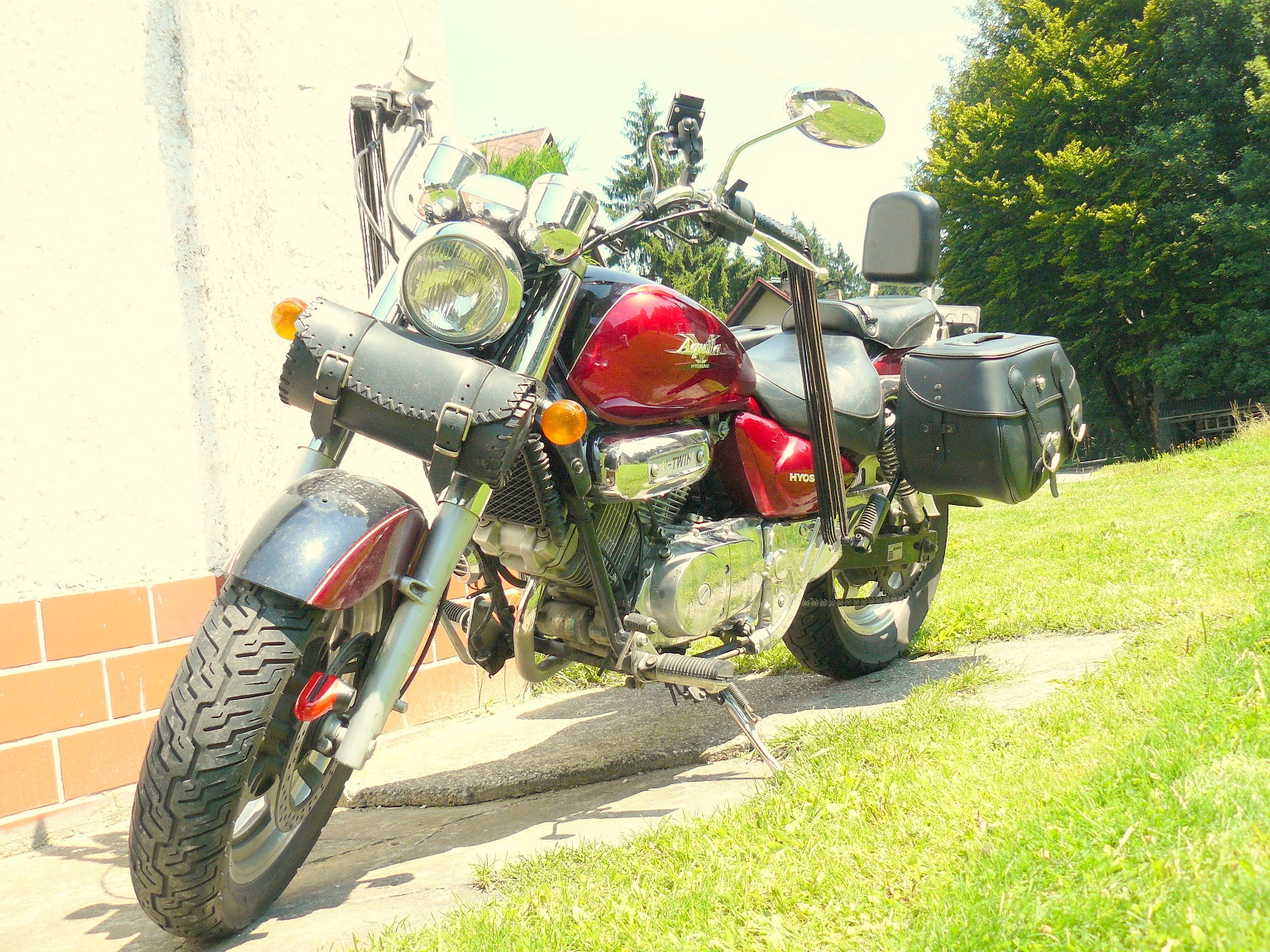 Motorka - Hyosung Aquila